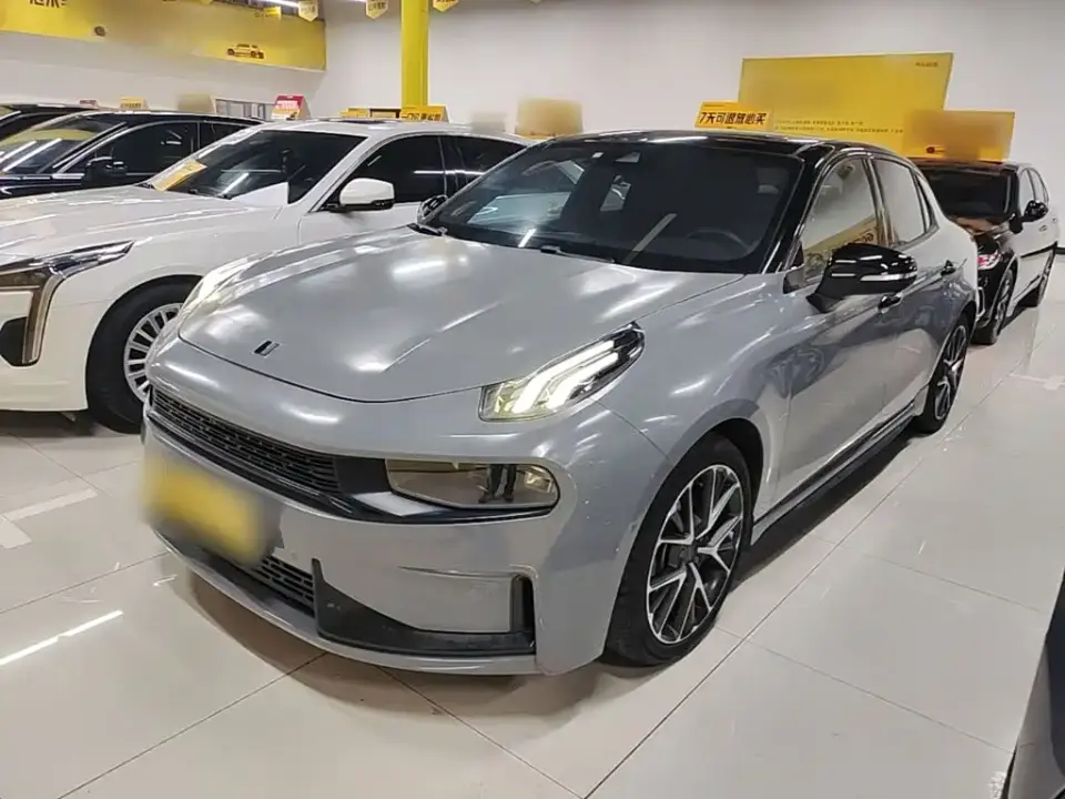 Lynk & Co 03 2.0TD Auto Power Pro Version 2020