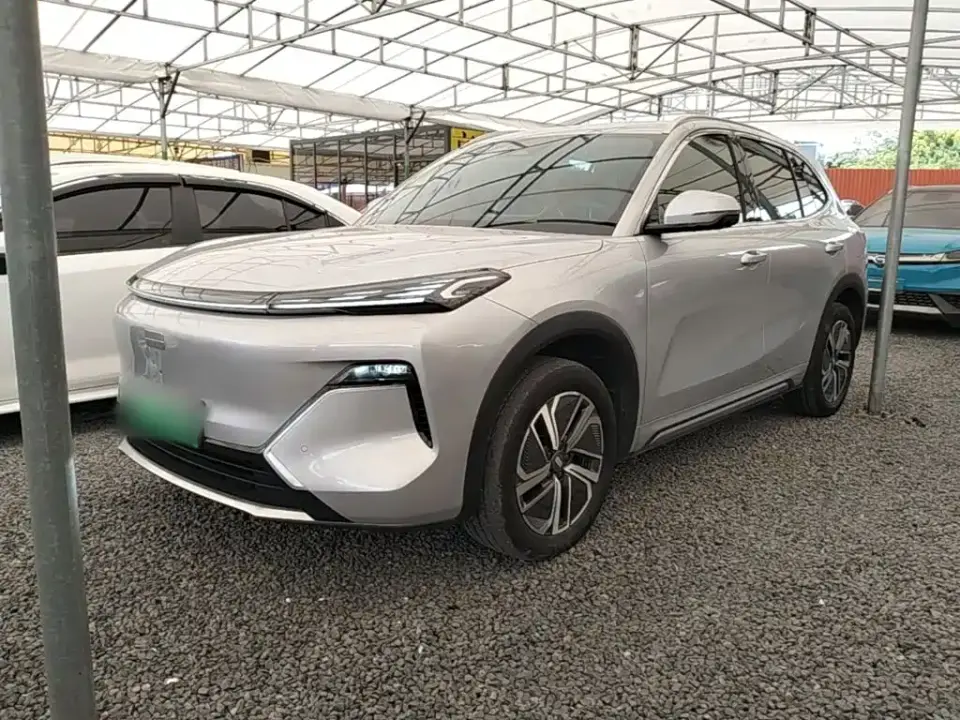 Geely Galaxy Galaxy Starship 7 EM-i Model 120km Explorer+ Edition 2025