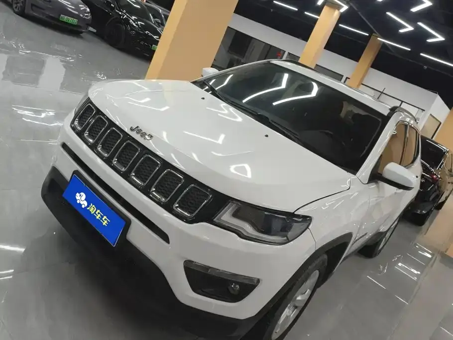 Jeep Compass 200T Auto Enjoyment 2019