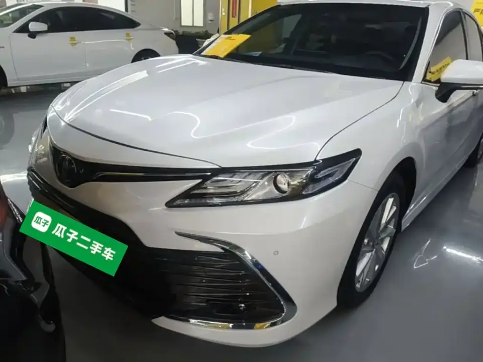 Toyota Camry 2.0G Luxury Edition 2023