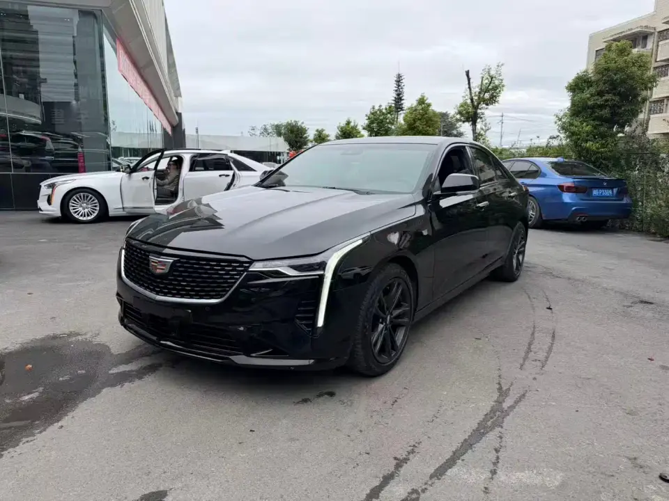 Cadillac CT4 28T Luxury Model 2022