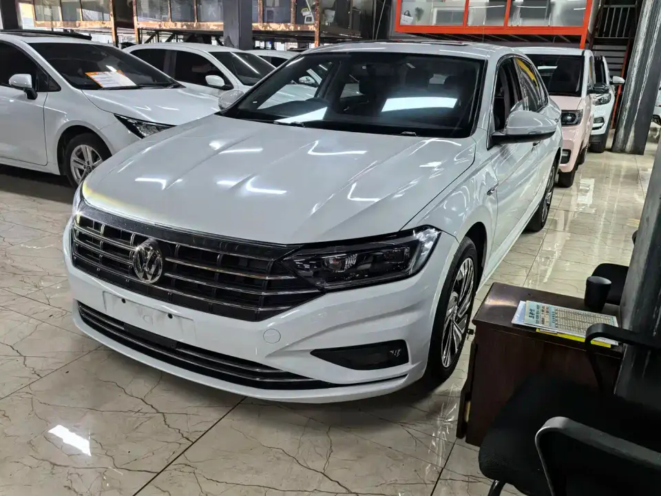 Volkswagen Sagitar 280TSI DSG Surpassing Edition 2022