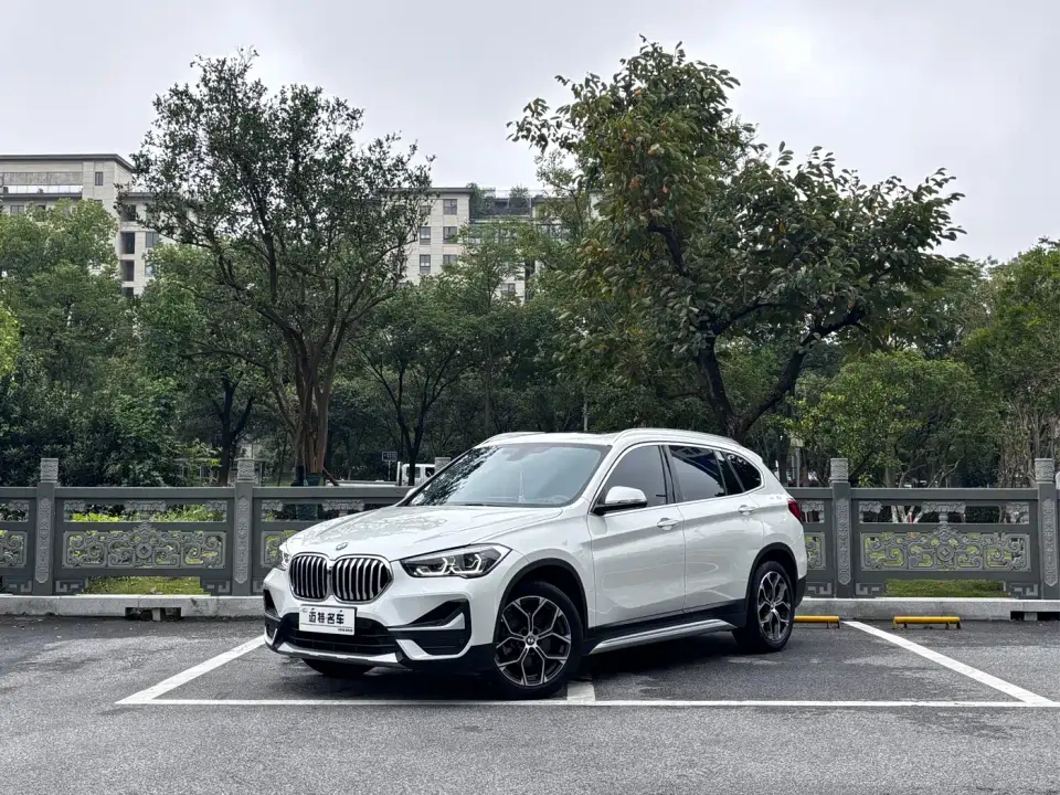 BMW X1 Facelift sDrive20Li Premium 2022