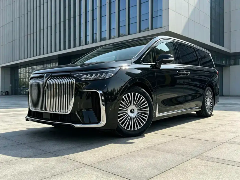 Voyah Auto Voyah Dreamer PHEV AWD Flagship Kunpeng Edition 2025