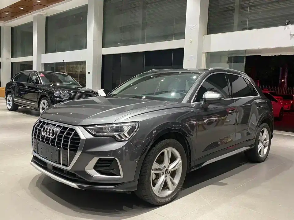 Audi Q3 35 TFSI Fashion Elegance (1.4T) 2023