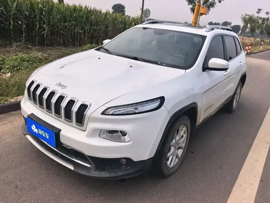 Jeep Cherokee 2.0L 2WD Classic Edition China V 2019