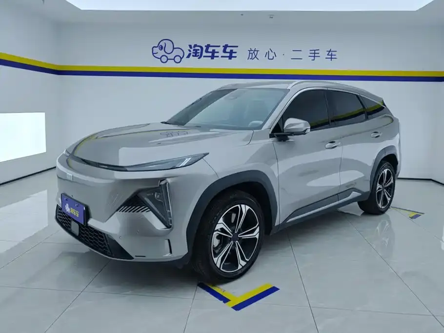 Geely Galaxy Galaxy L7 1.5T 115km PLUS Soaring Dragon Edition 2024