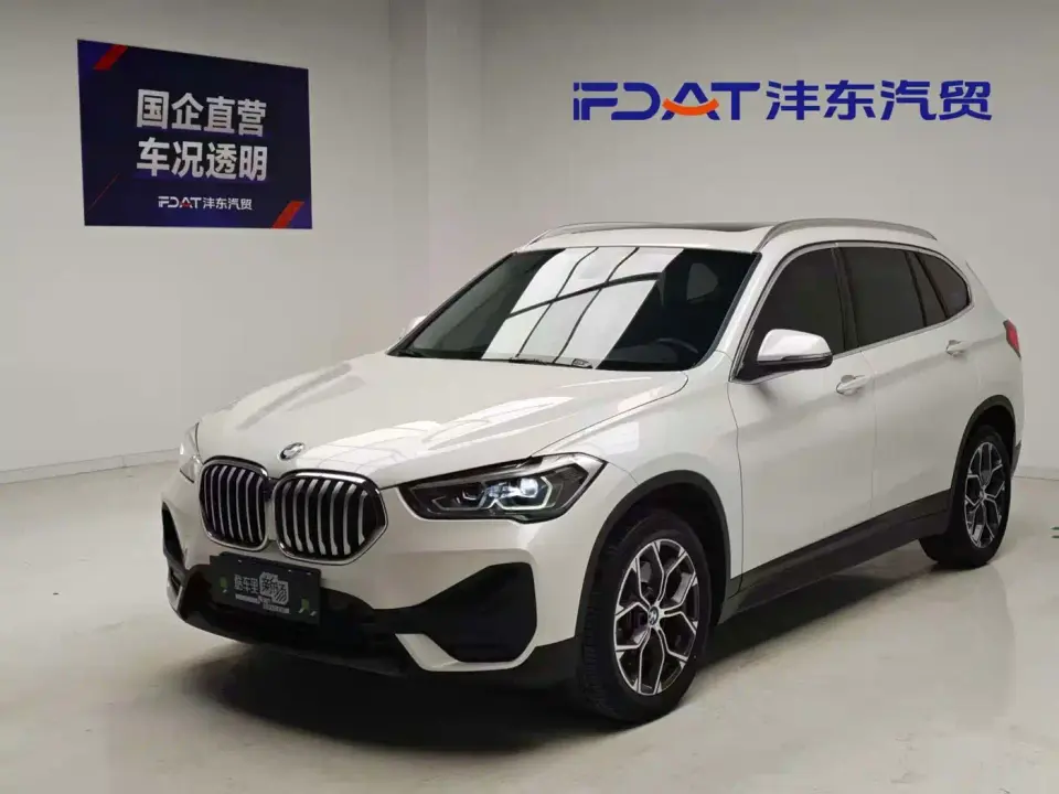 BMW X1 sDrive25Li Leading 2021