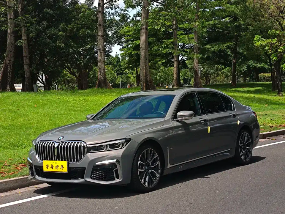 BMW 7 Series Model 740Li Leading M Sport Package 2022