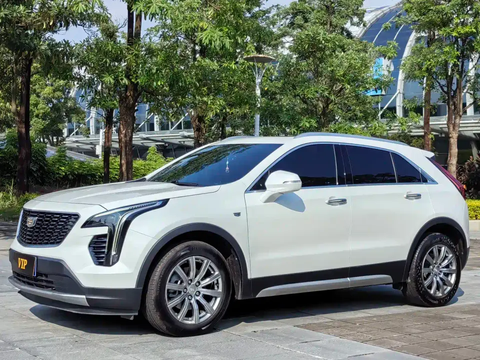 Cadillac XT4 28T FWD Premium Edition 2020