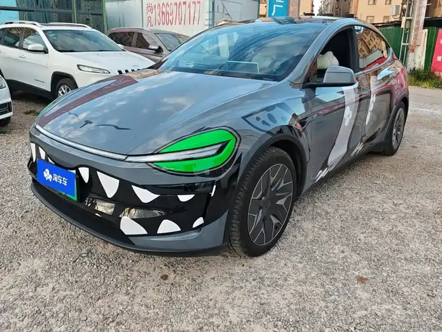 Tesla Model Y L Facelift Long Range AWD 2026
