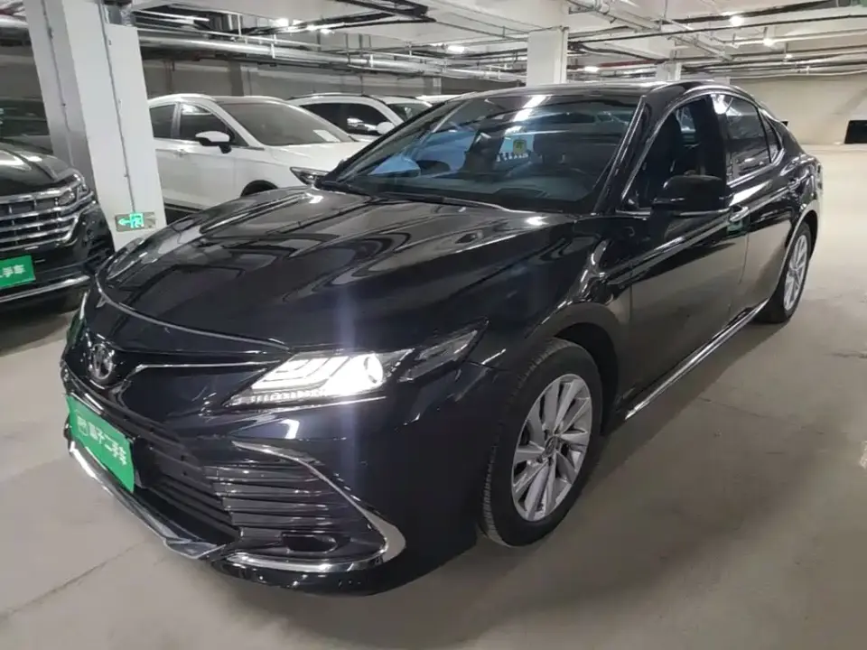 Toyota Camry 2.0G Luxury Edition 2023