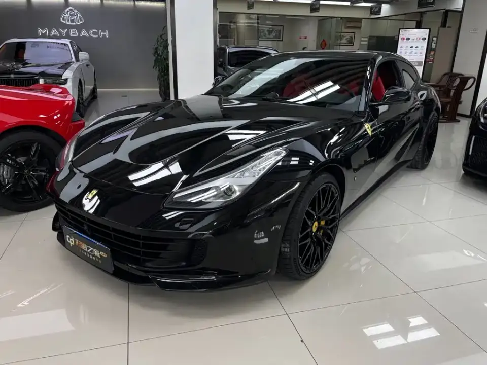 Ferrari GTC4Lusso 3.9T V8 2019