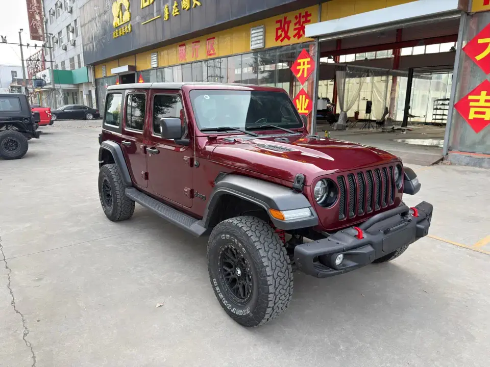 Jeep Wrangler 2.0T Highland 4-Door 2024