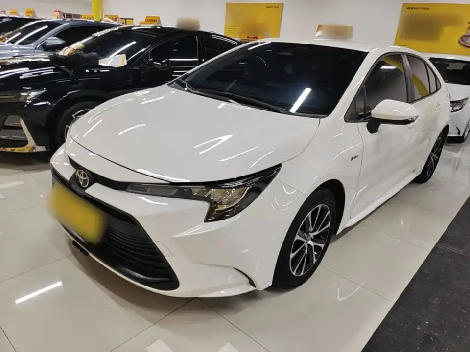 Toyota Levin Smart Hybrid 1.8L Leading Edition 2025