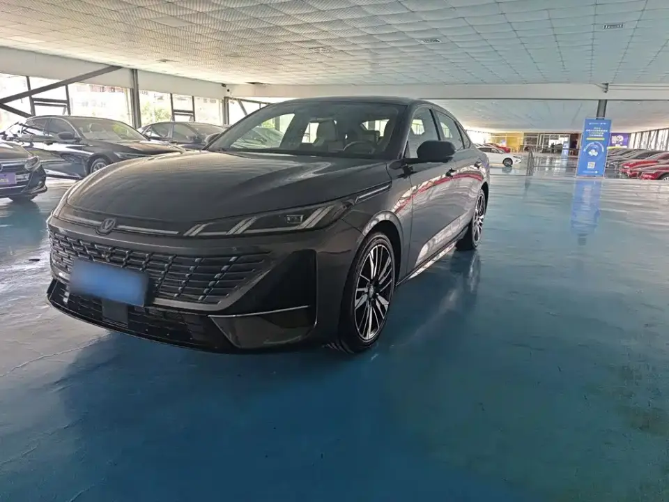 Changan Eado Model Year Facelift 1.5T 500Bar Premium Edition 2025