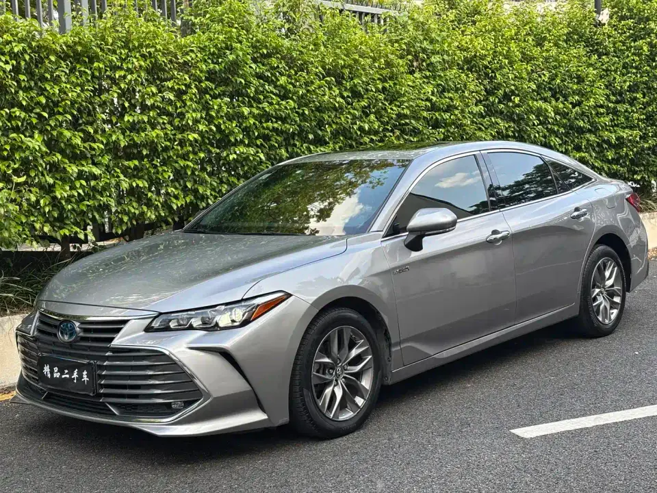Toyota Avalon Hybrid 2.5L Luxury Edition China VI 2019