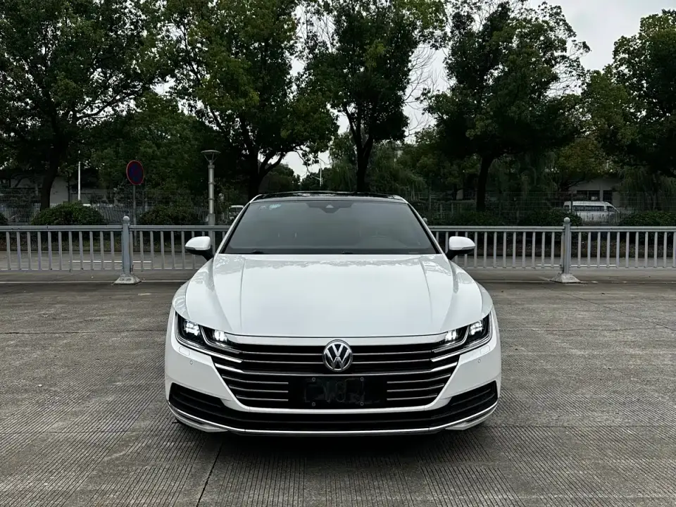 Volkswagen FAW-Volkswagen CC 330TSI Charming Appearance (China V) 2019