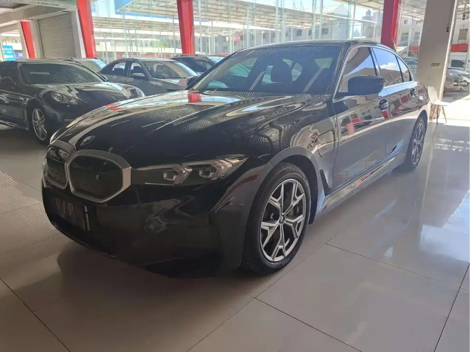 BMW i3 eDrive 35 L 2022