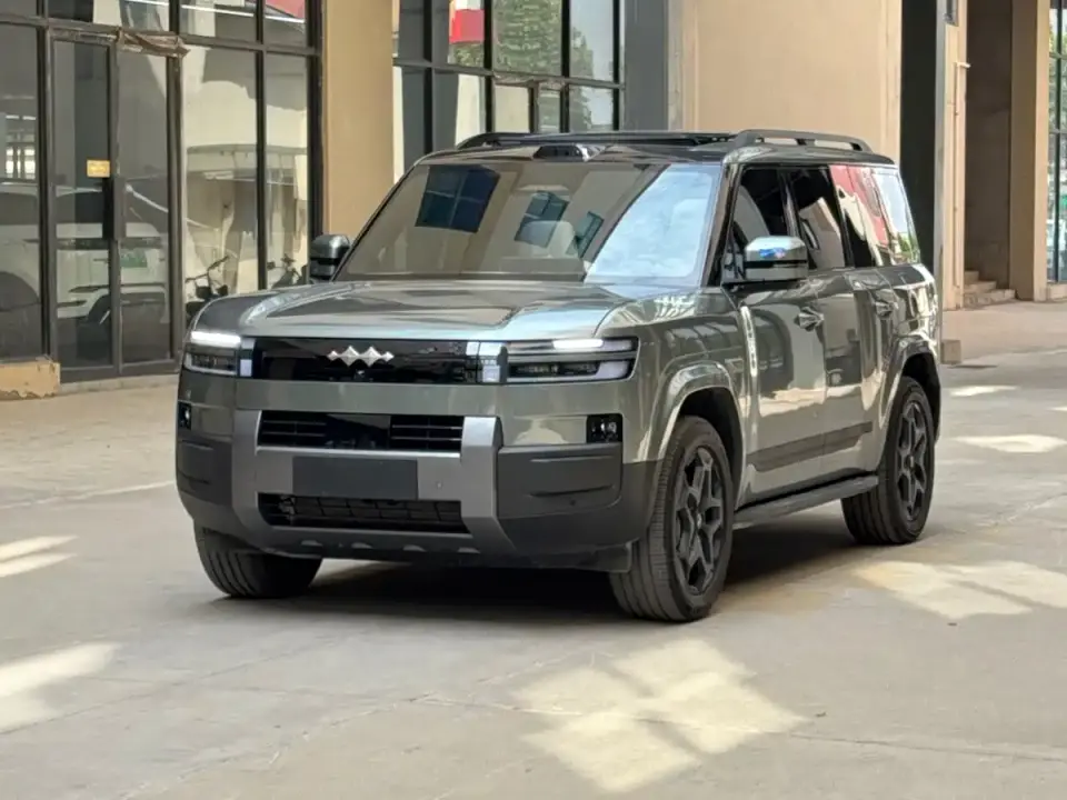 Fangchengbao Titanium 7 AWD Base Model 2025