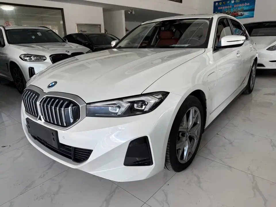 BMW i3 eDrive 35 L 2023