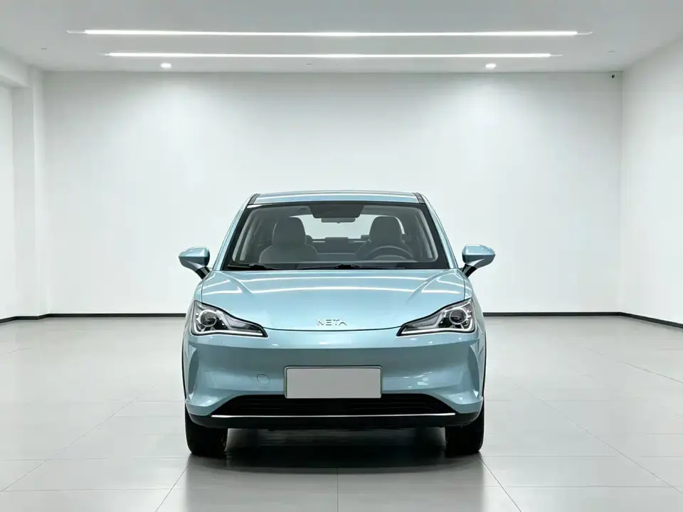Neta Nezha V Trend 400 Lite 2022