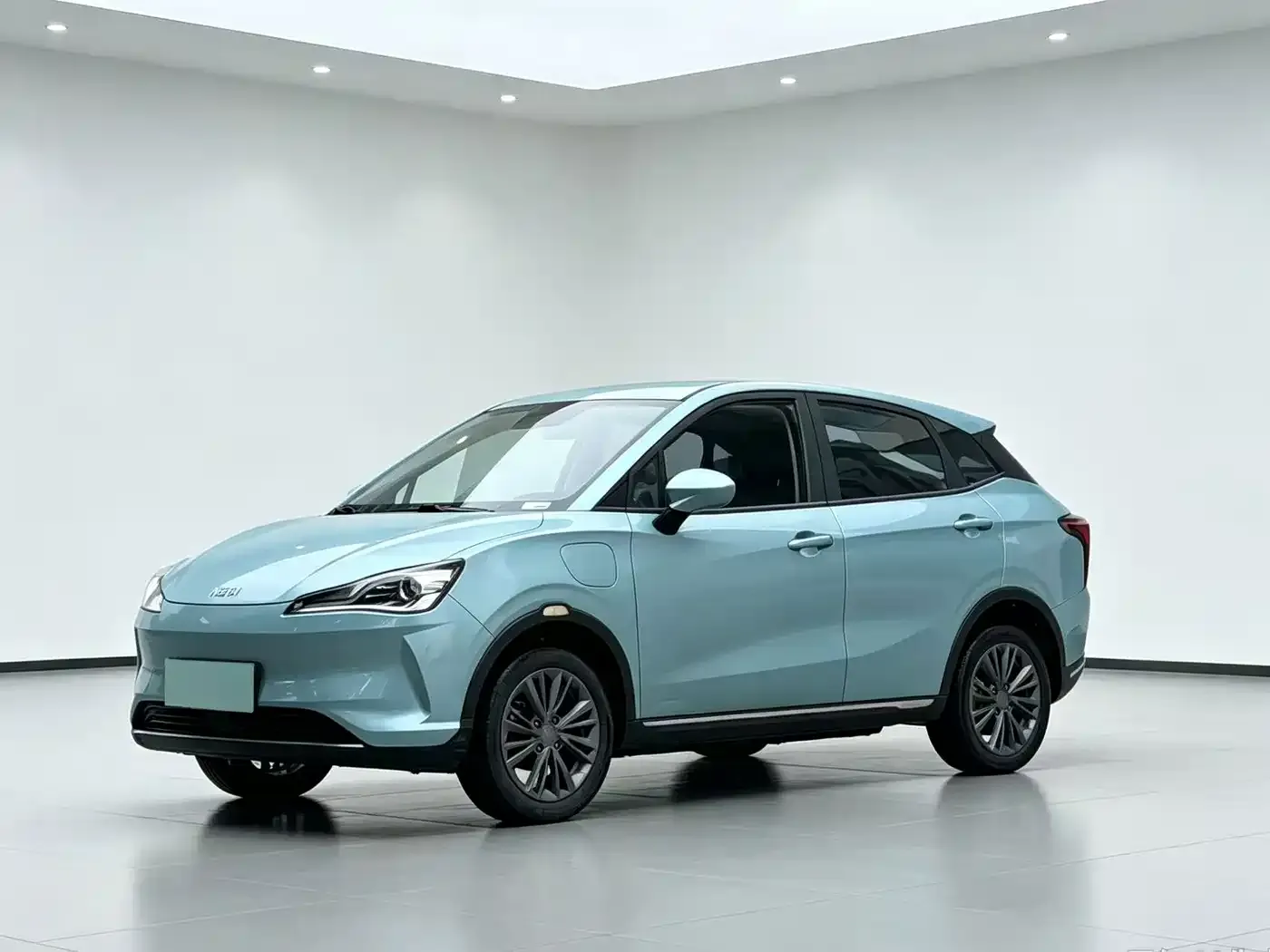 Neta Nezha V Trend 400 Lite 2022 — фото 2
