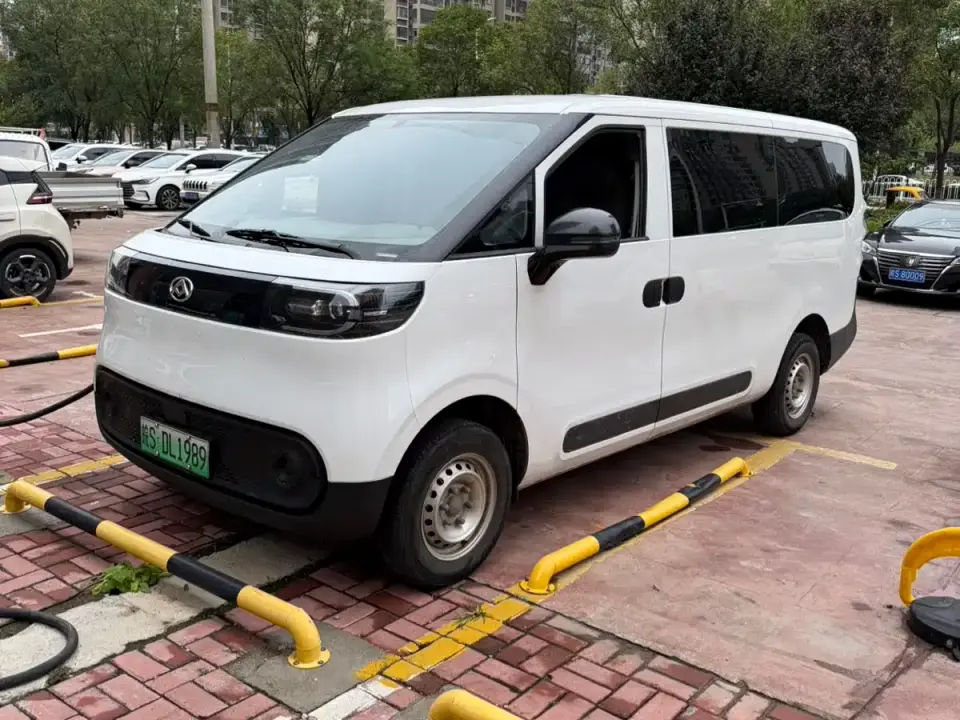 SAIC Maxus Dana V1 Model V1+ Short Wheelbase Low Roof Multi-purpose Version (50kWh) 2025