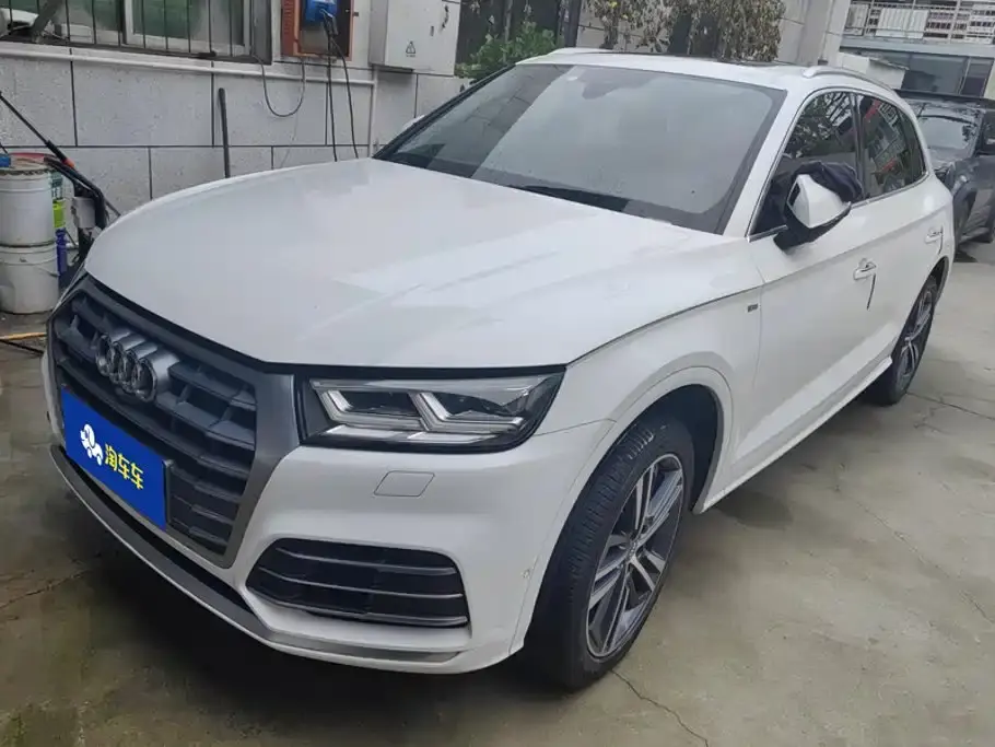 Audi Q5L 45 TFSI Exclusive Fashion 2021