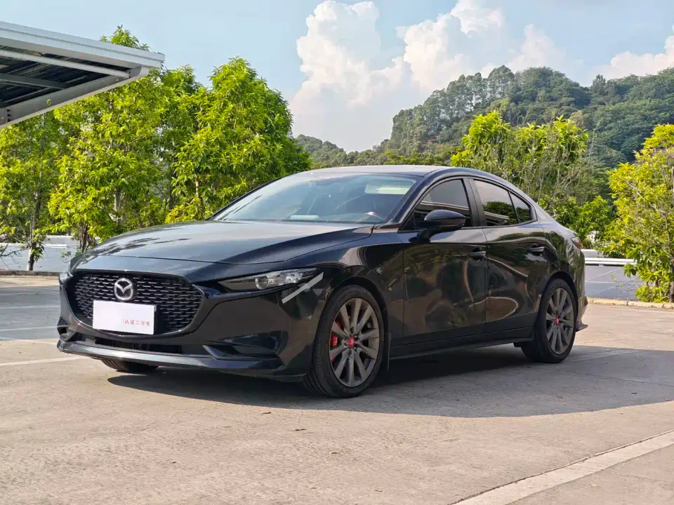 Mazda Mazda3 Axela 2.0L Automatic Quality Shine 2021