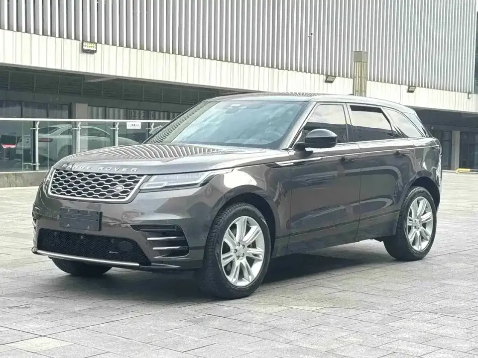Land Rover Range Rover Velar 250PS Golden Collector's Edition 2022