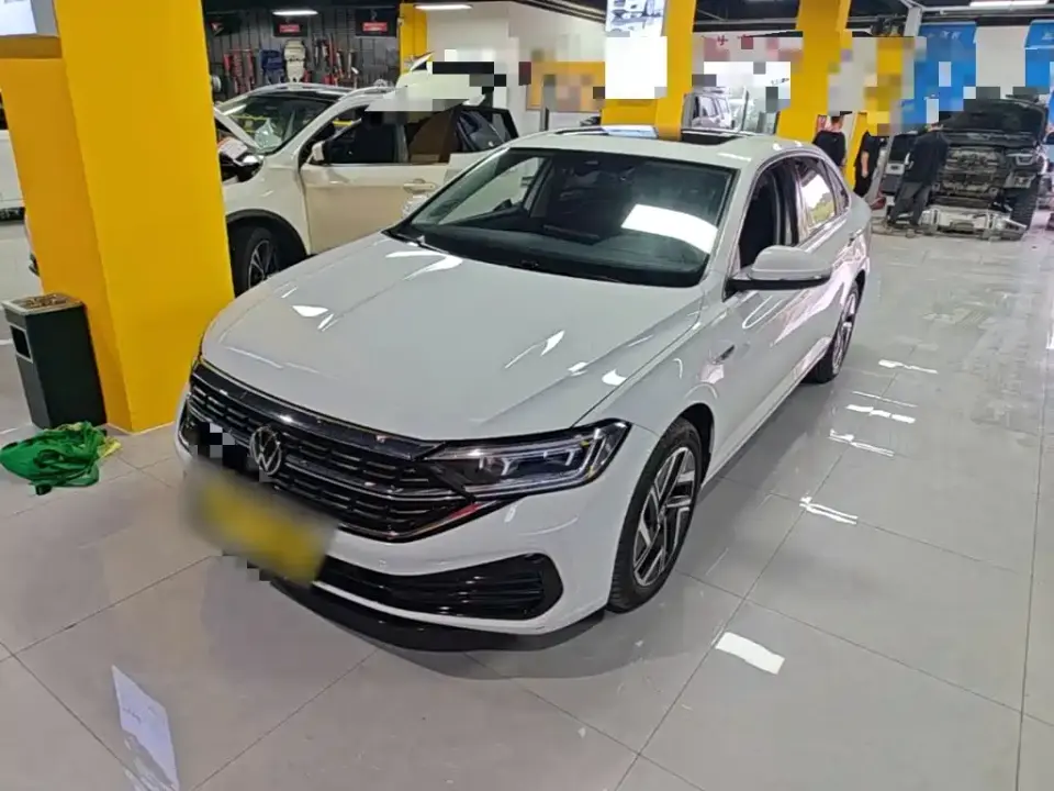 Volkswagen Sagitar 300TSI DSG Surpassing Edition 2023