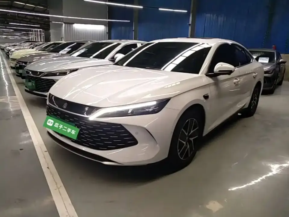 BYD Qin L DM-i Smart Drive Edition 120KM Leading 2025