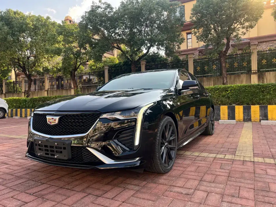 Cadillac CT4 28T Premium Edition 2021