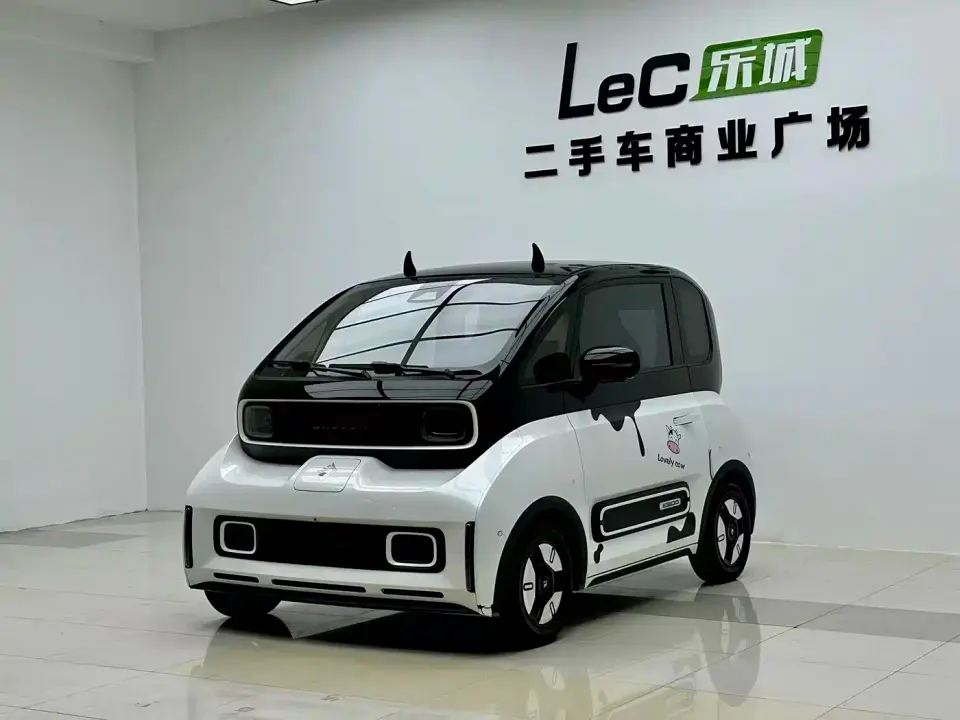 Baojun E300 Interstellar Future Edition 2021
