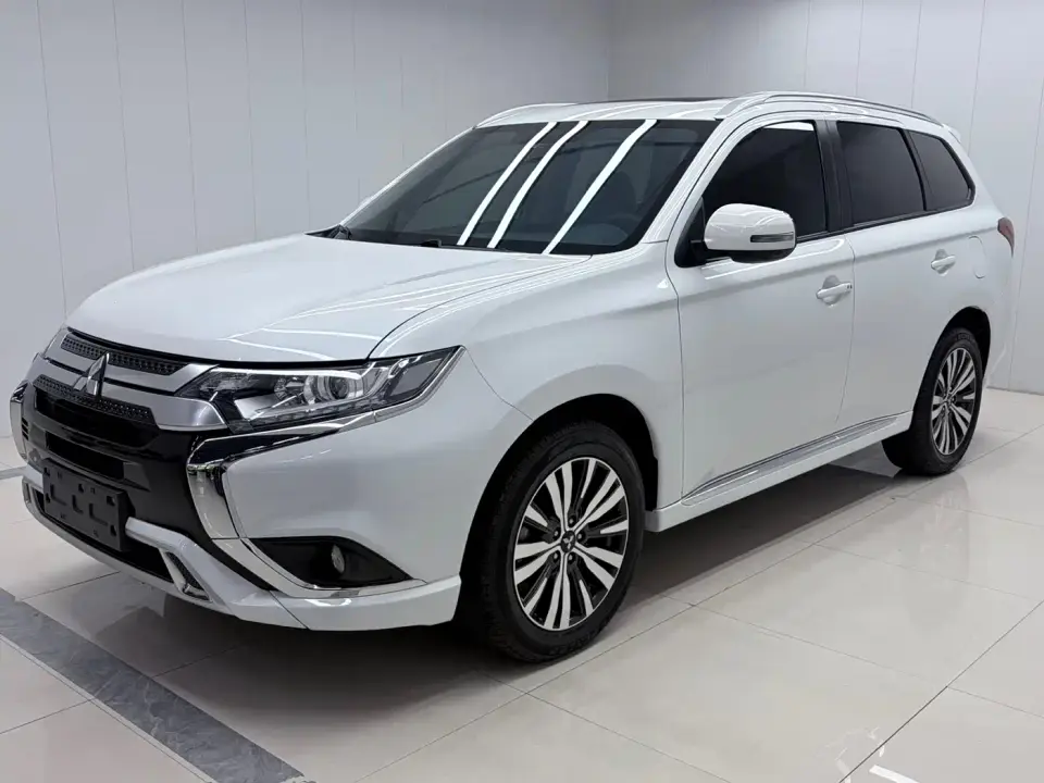 Mitsubishi Outlander 2.0L FWD Comfort Edition 5-seater 2022