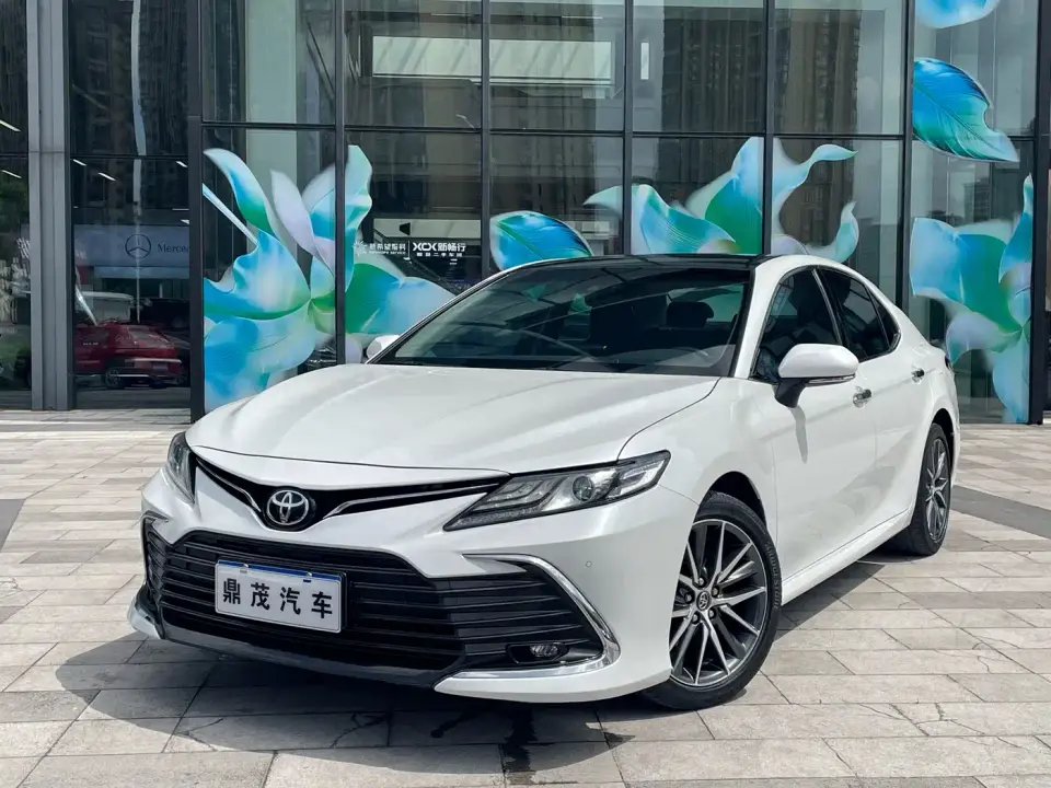 Toyota Camry 2.5G Luxury Edition 2022