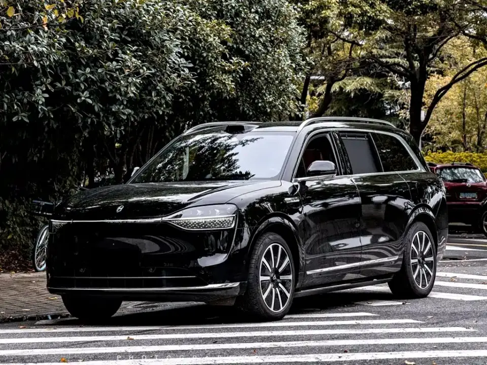 AITO Wenjie AITO M9 Range Extender Max Edition 42kWh 6-seater 2024