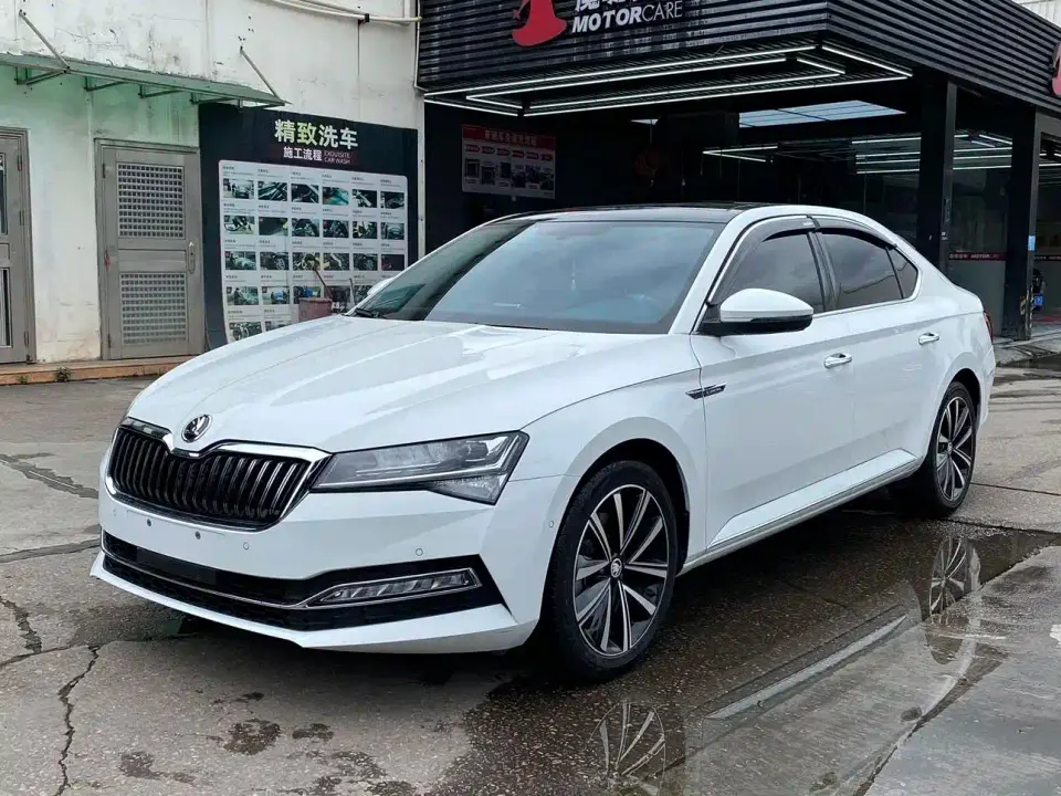 Skoda Superb TSI280 DSG Premium Edition 2022