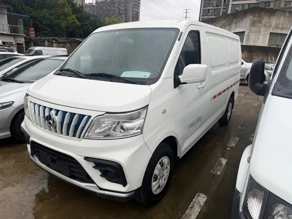 Changan Kaicheng Changan Ruixing EM80 Cargo Comfort 5-seater 260km Dual doors 60kW 2024