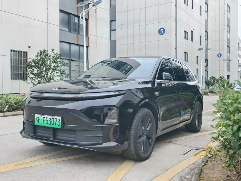 Li Auto L6 Pro 2025