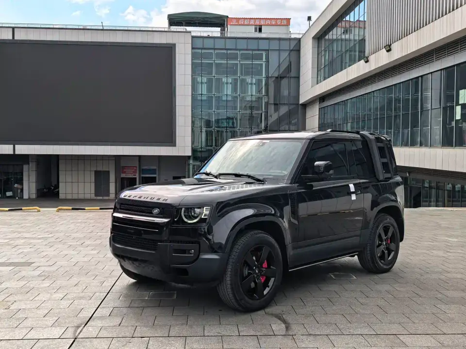 Land Rover Defender 90 3.0T P400 HSE 2024