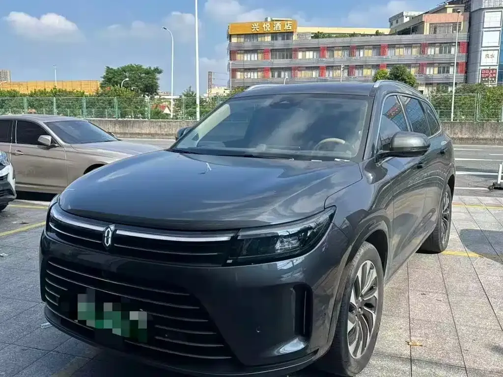 AITO Wenjie AITO M7 1.5T RWD Plus 5-Seater 2023 — фото 2