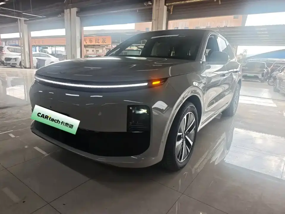 Li Auto L6 Pro 2025