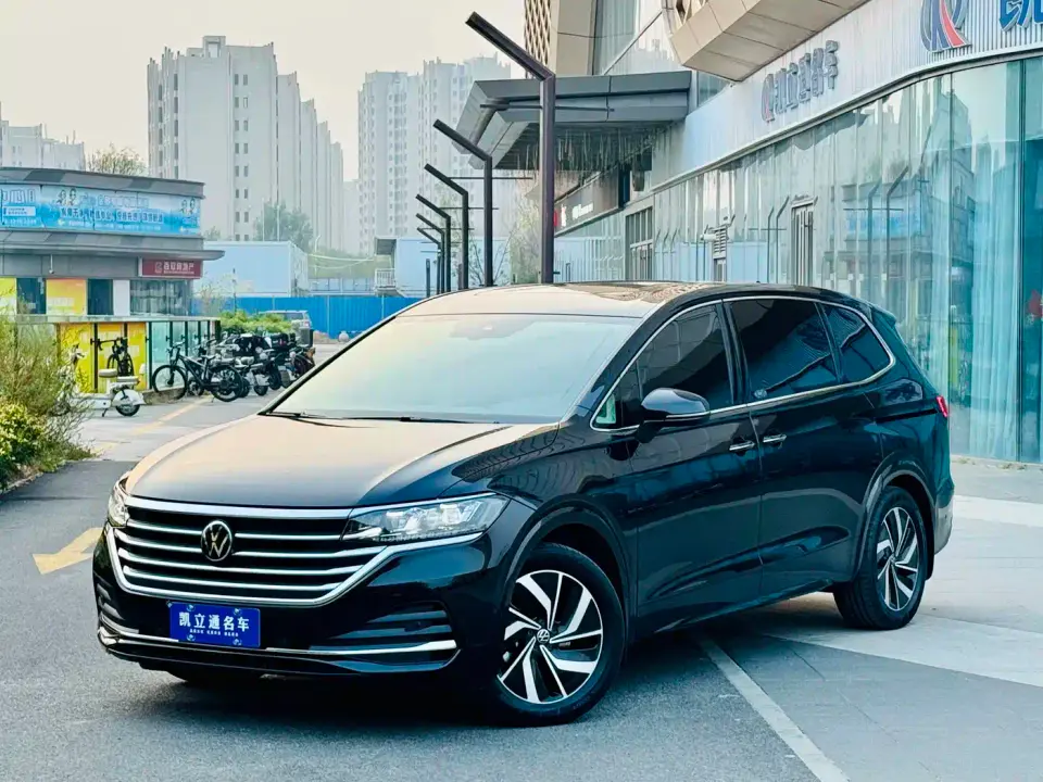 Volkswagen Viloran 380TSI Prestige Edition 2025