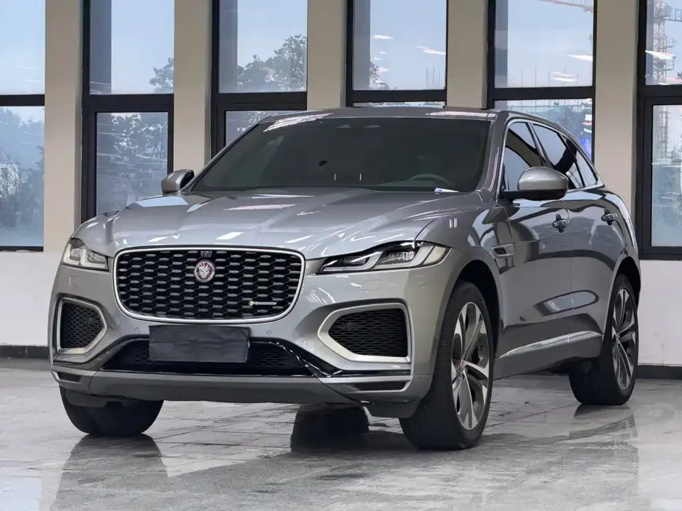Jaguar F-PACE 340PS R-Dynamic SE 2021