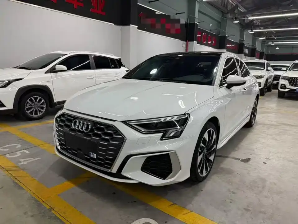 Audi A3 A3L Limousine 35 TFSI Style Sport 2023