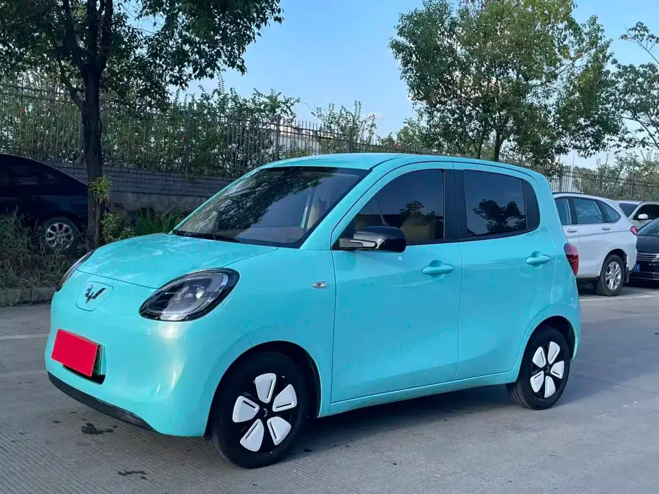 Wuling Motors Hongguang MINIEV 4-Door Advanced 2025