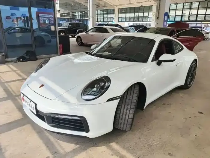 Porsche 911 Carrera 3.0T 2023