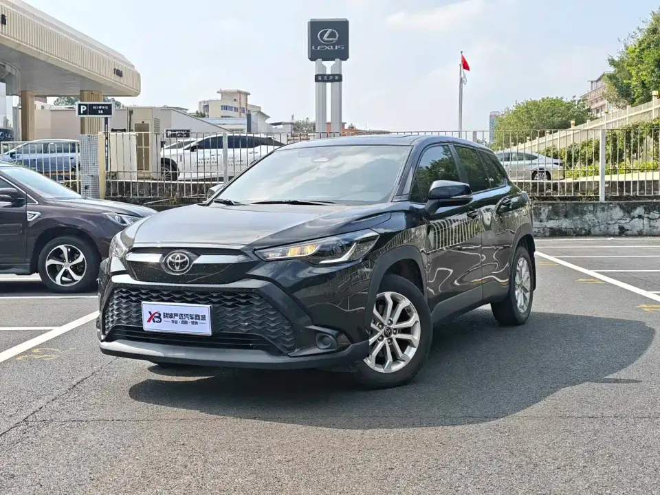 Toyota Frontlander 2.0L CVT Leading Edition 2023